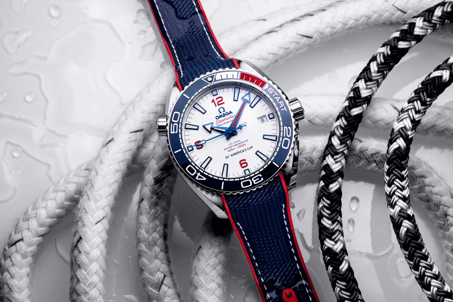 đồng hồ lặn omega seamaster ocean planet 600 mét