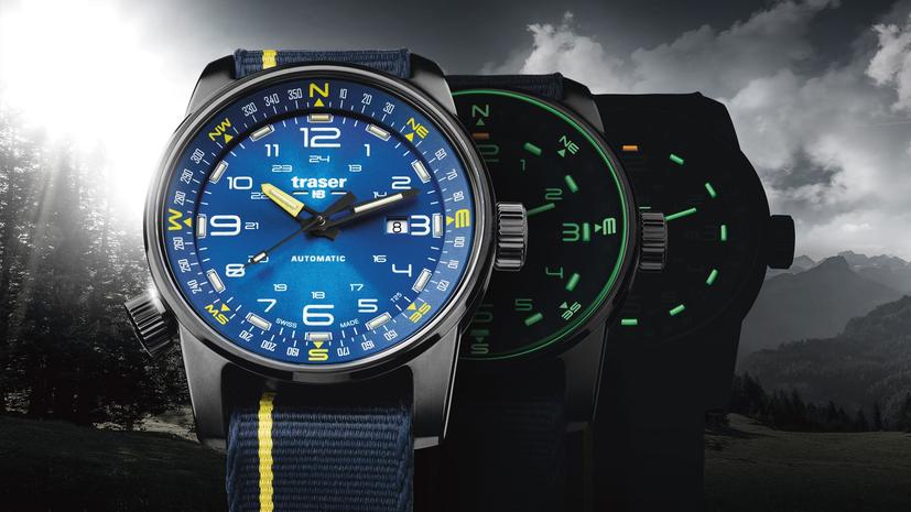 đồng hồ đeo tay la bàn analog