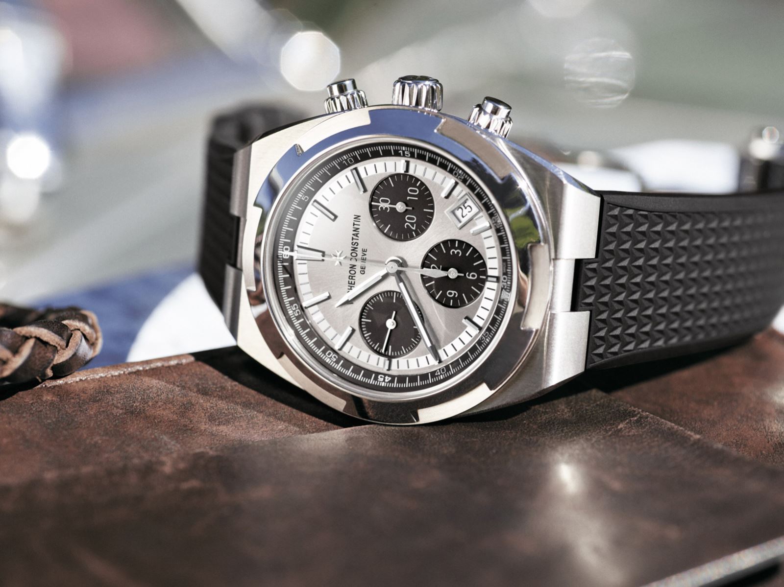 đồng hồ vacheron constantin overseas mặt số panda